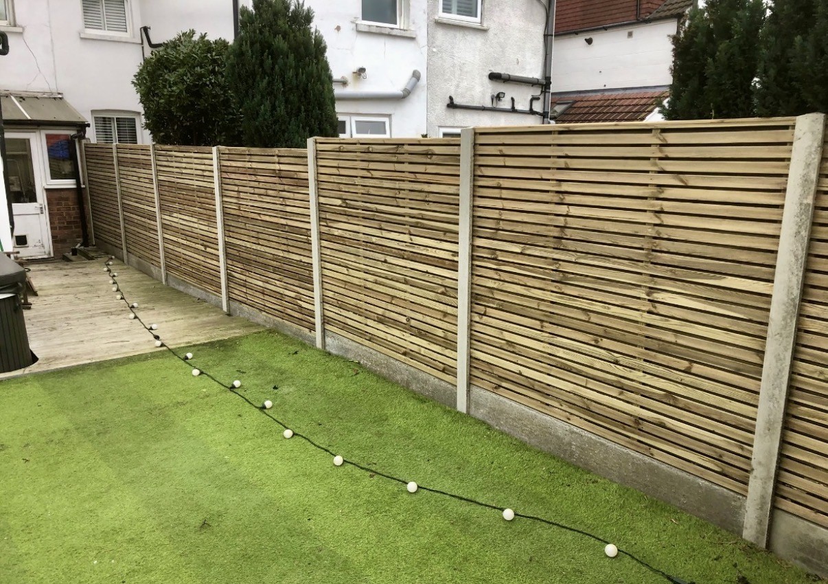 Estate boundary fencing completed by Applewood Construction